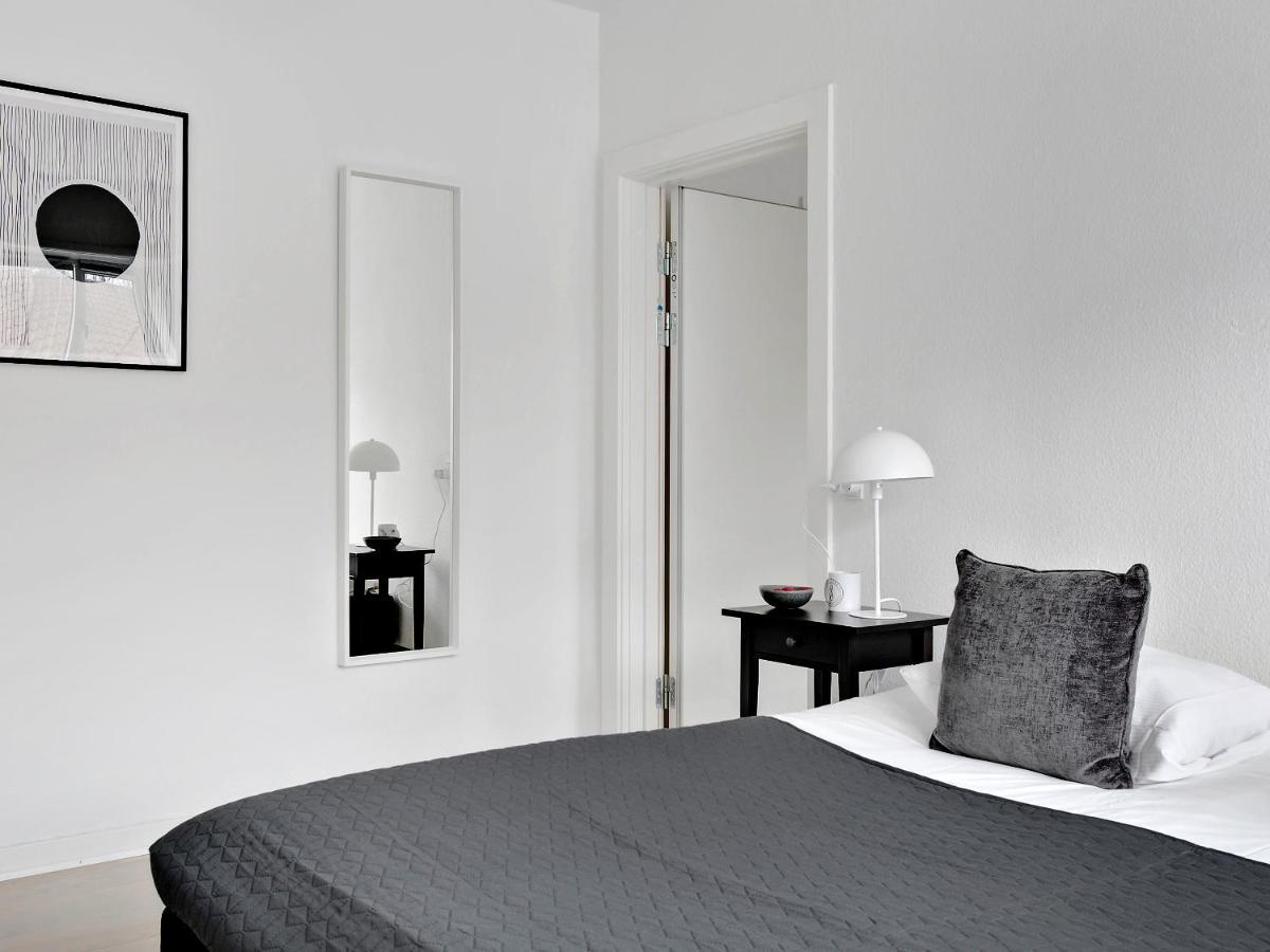 Sanders Fjord - Treasured One-Bedroom Apartment In Center Of Roskilde Exteriör bild
