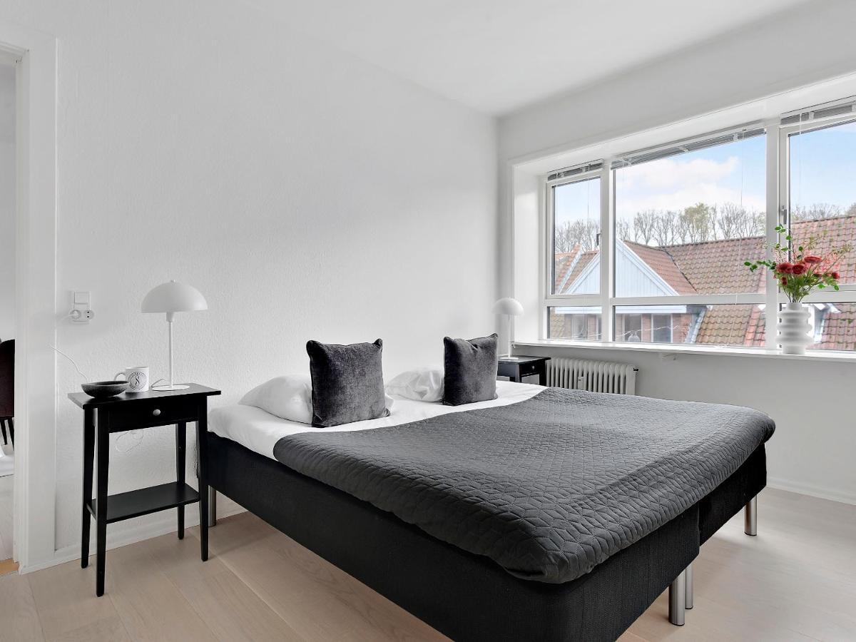 Sanders Fjord - Treasured One-Bedroom Apartment In Center Of Roskilde Exteriör bild