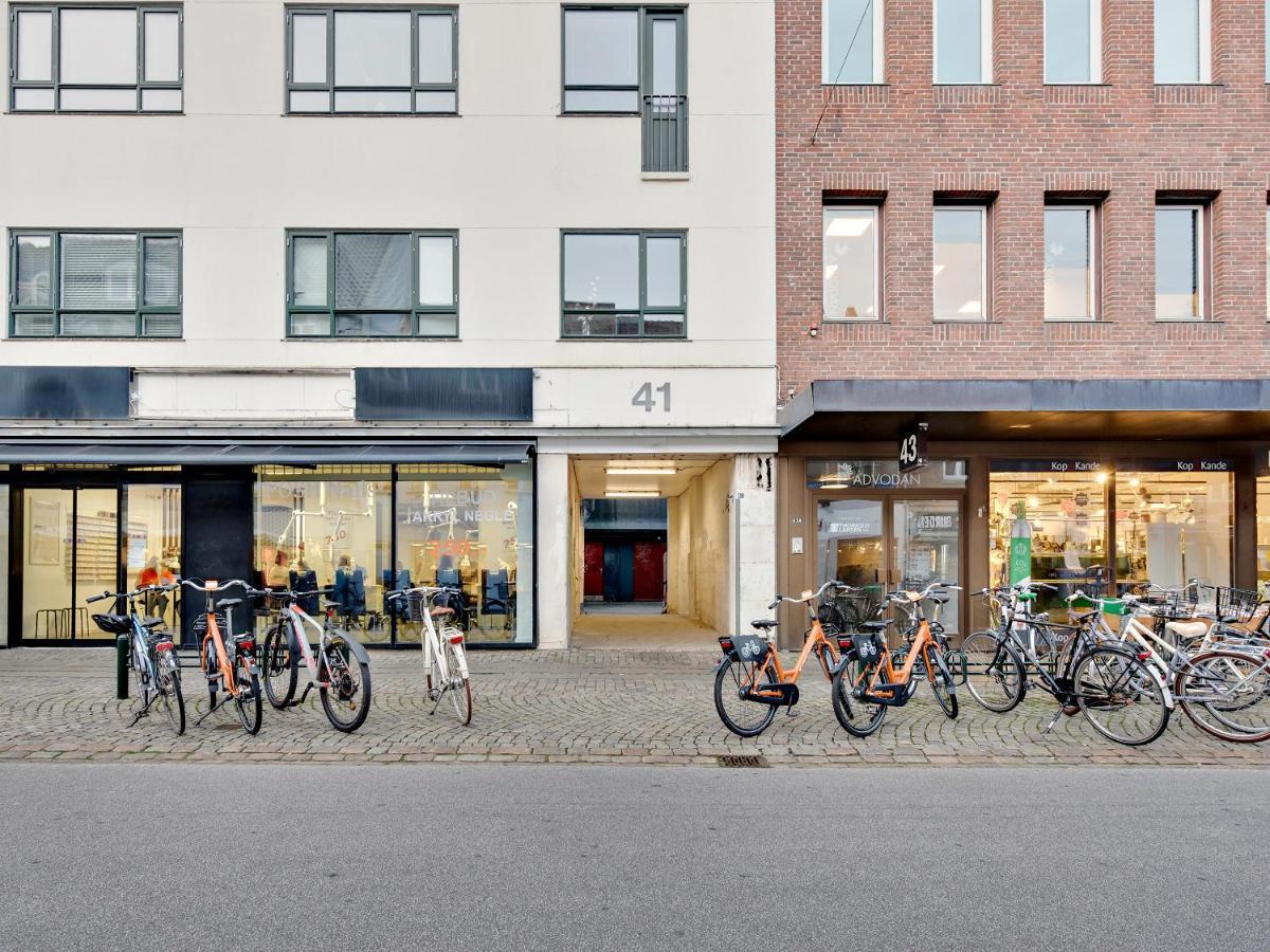 Sanders Fjord - Treasured One-Bedroom Apartment In Center Of Roskilde Exteriör bild